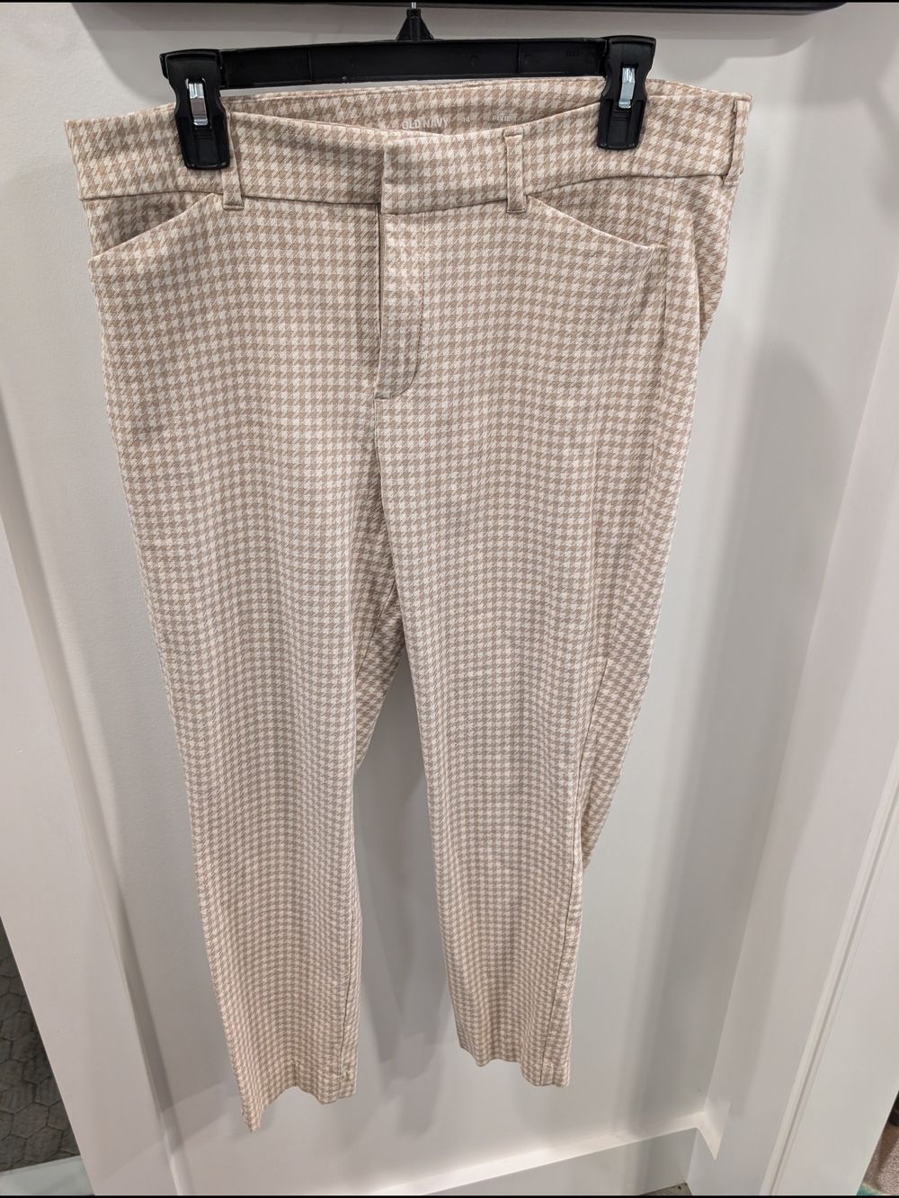 Old Navy Beige Houndstooth Pixie ankle Pants